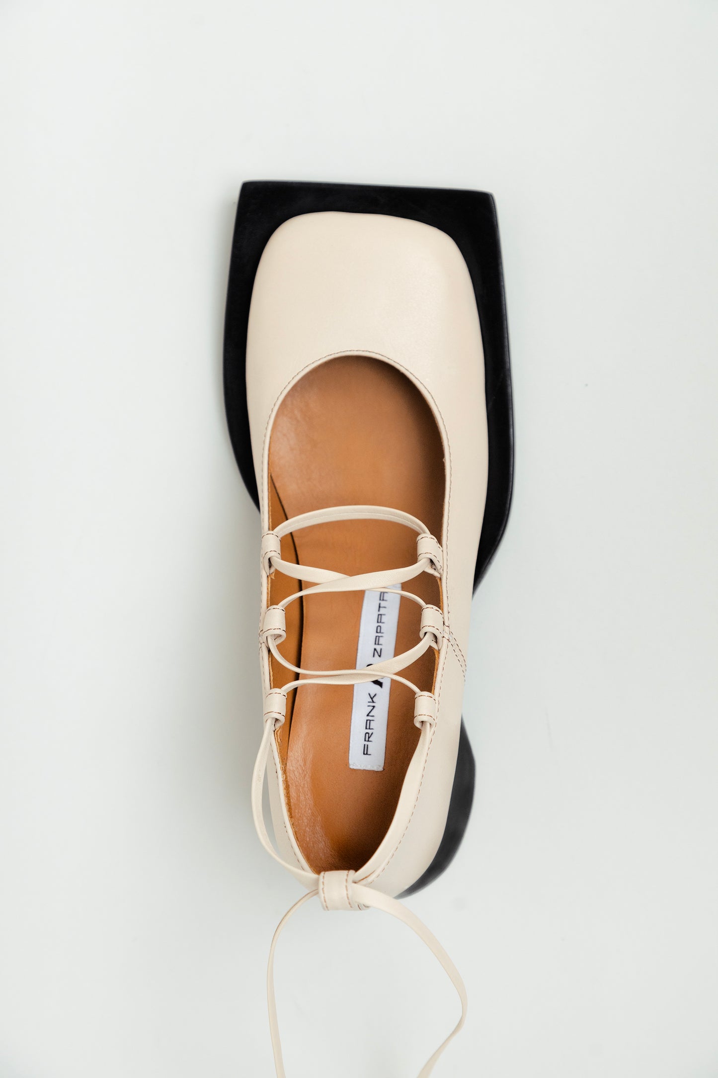 LUCY MARY JANE - OFF WHITE